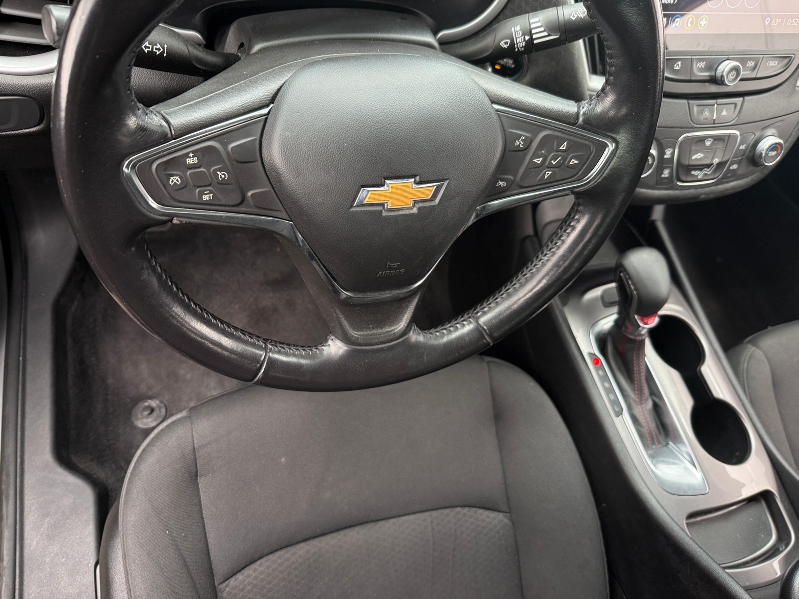 Thumbnail: 2021 Chevrolet Malibu - 5