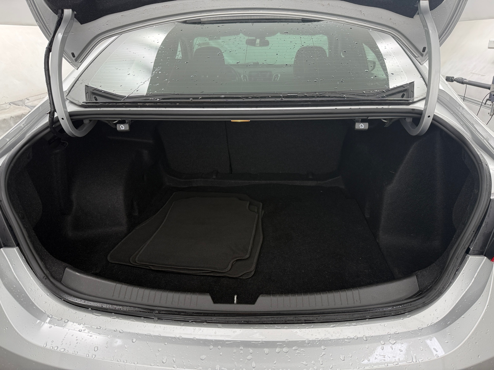 Thumbnail: 2021 Chevrolet Malibu - 7