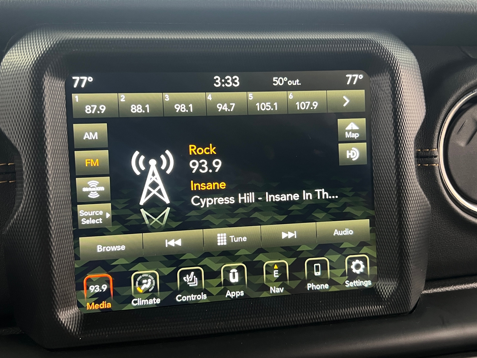 Thumbnail: 2023 Jeep Wrangler - 3