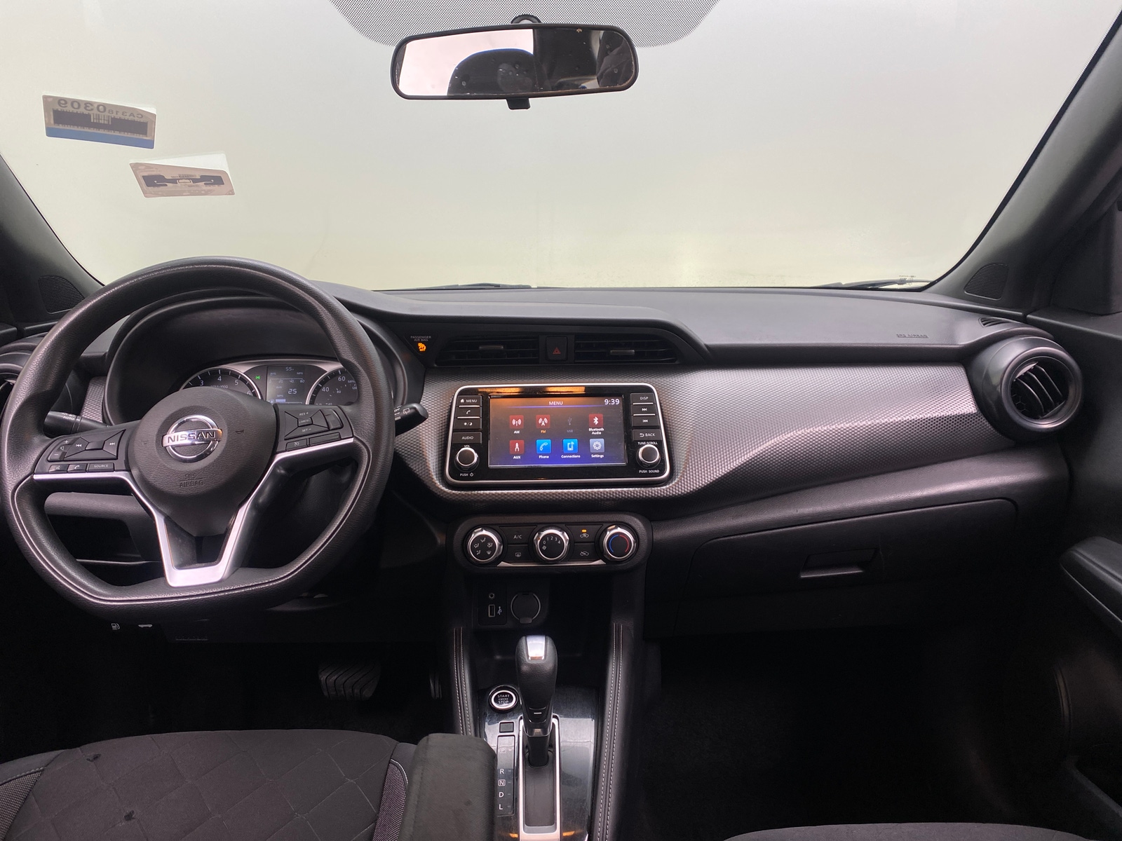 Thumbnail: 2019 Nissan Kicks - 3