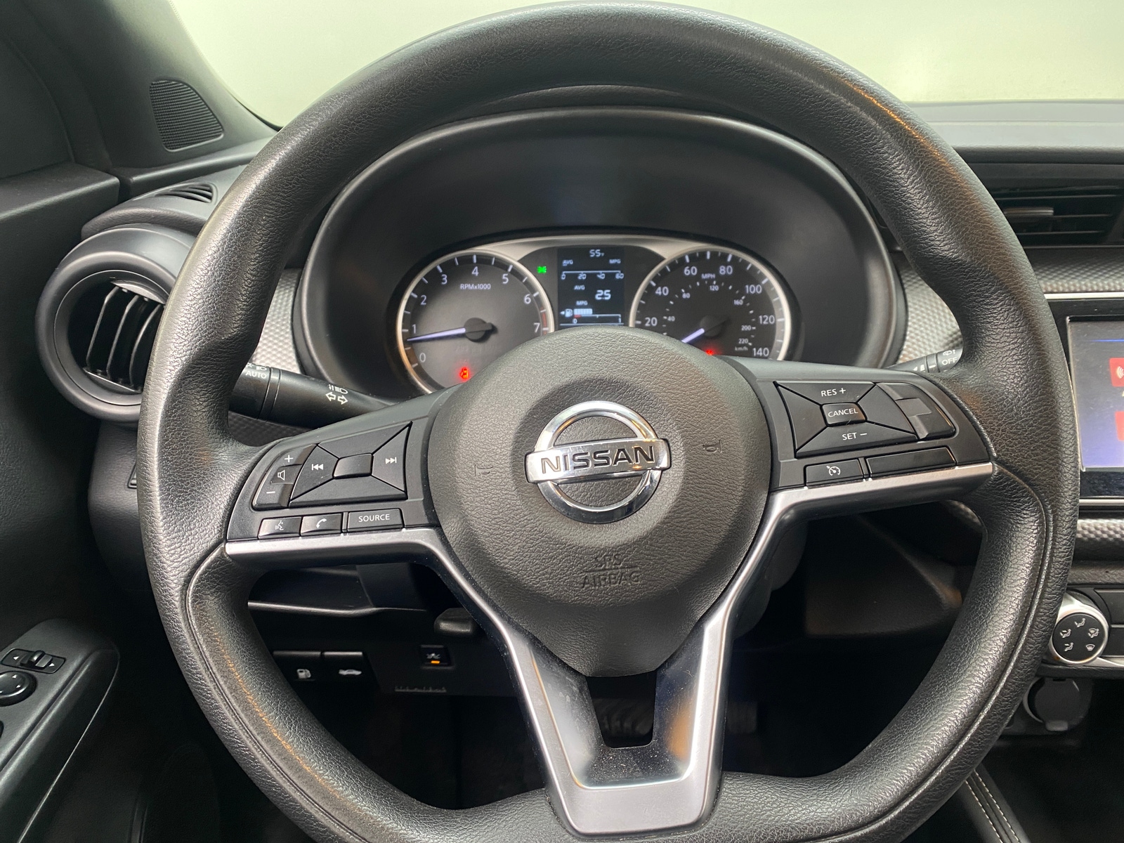 Thumbnail: 2019 Nissan Kicks - 5