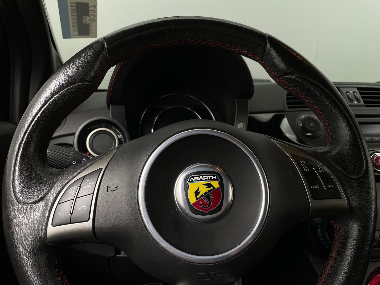 Thumbnail: 2015 Fiat 500 - 5