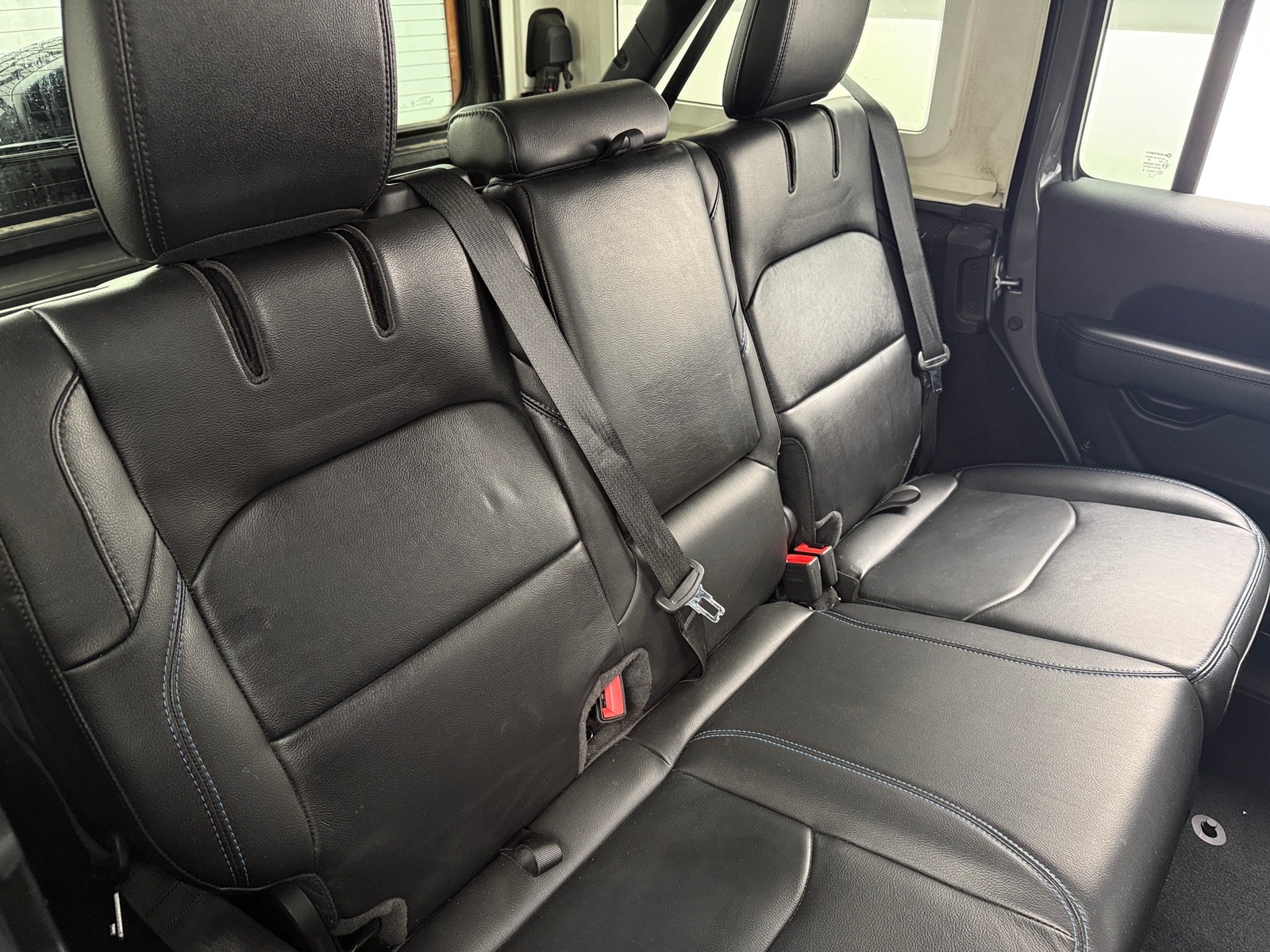 Thumbnail: 2022 Jeep Wrangler - 5