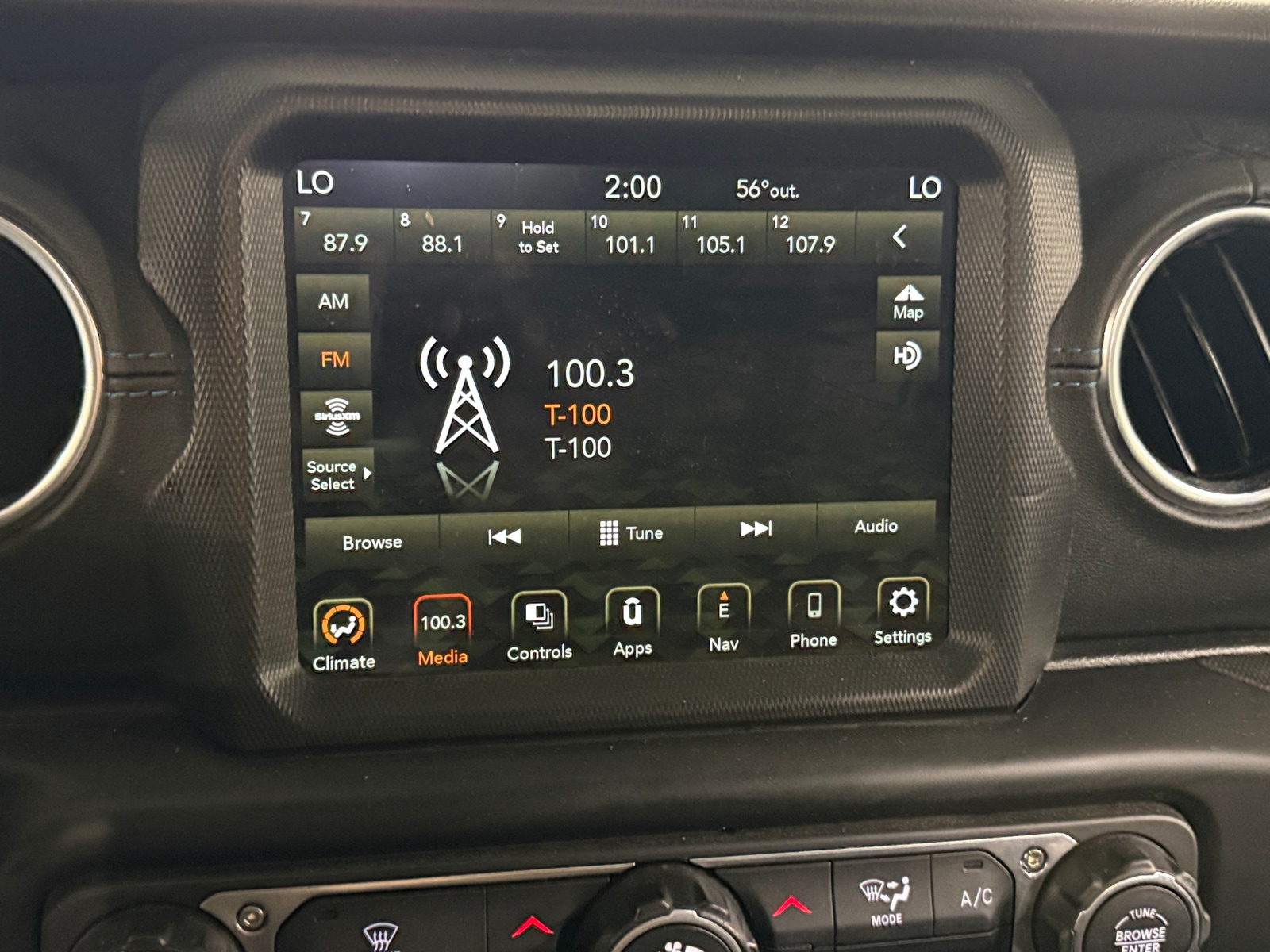 Thumbnail: 2022 Jeep Wrangler - 3