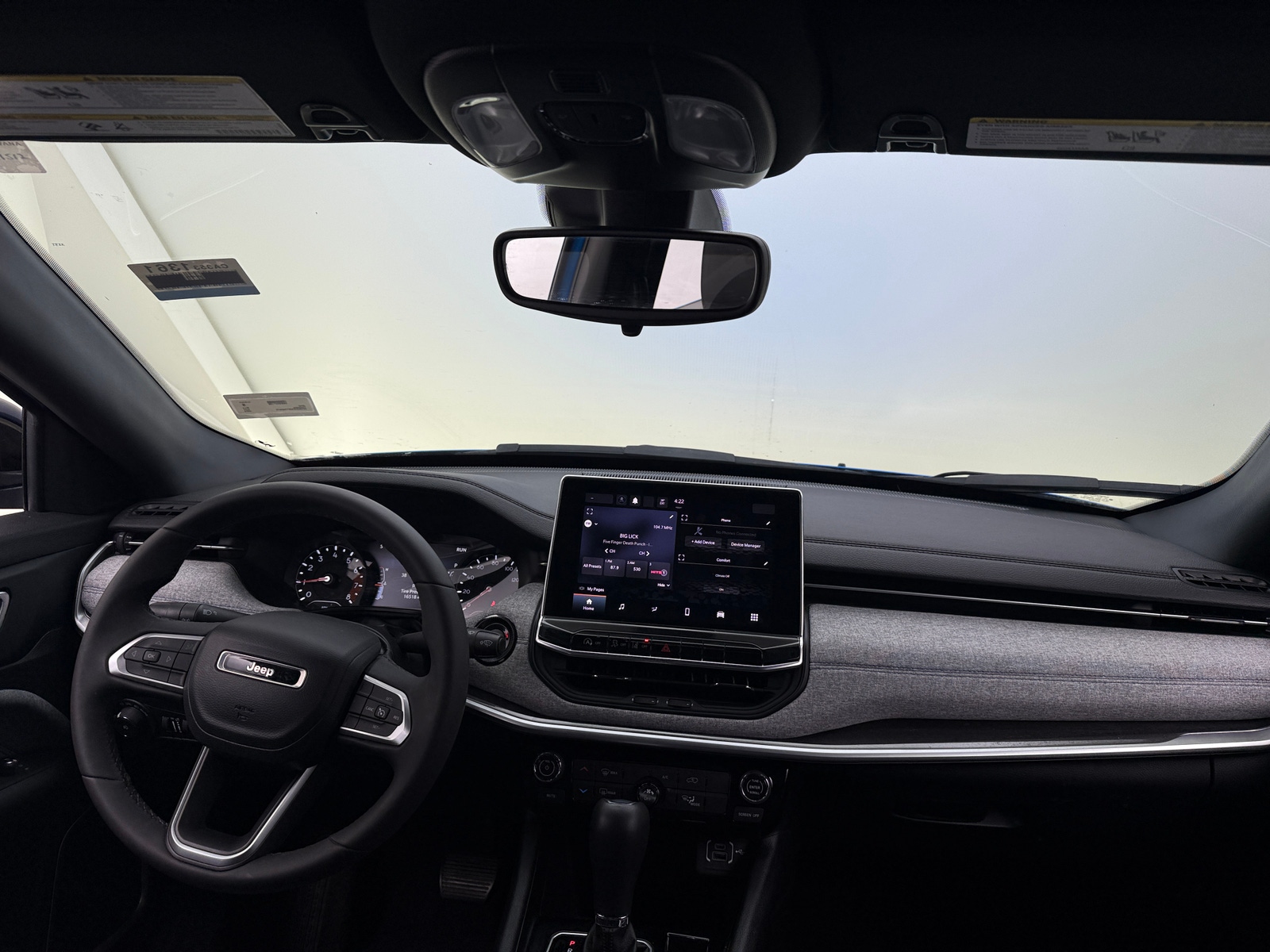 Thumbnail: 2023 Jeep Compass - 3