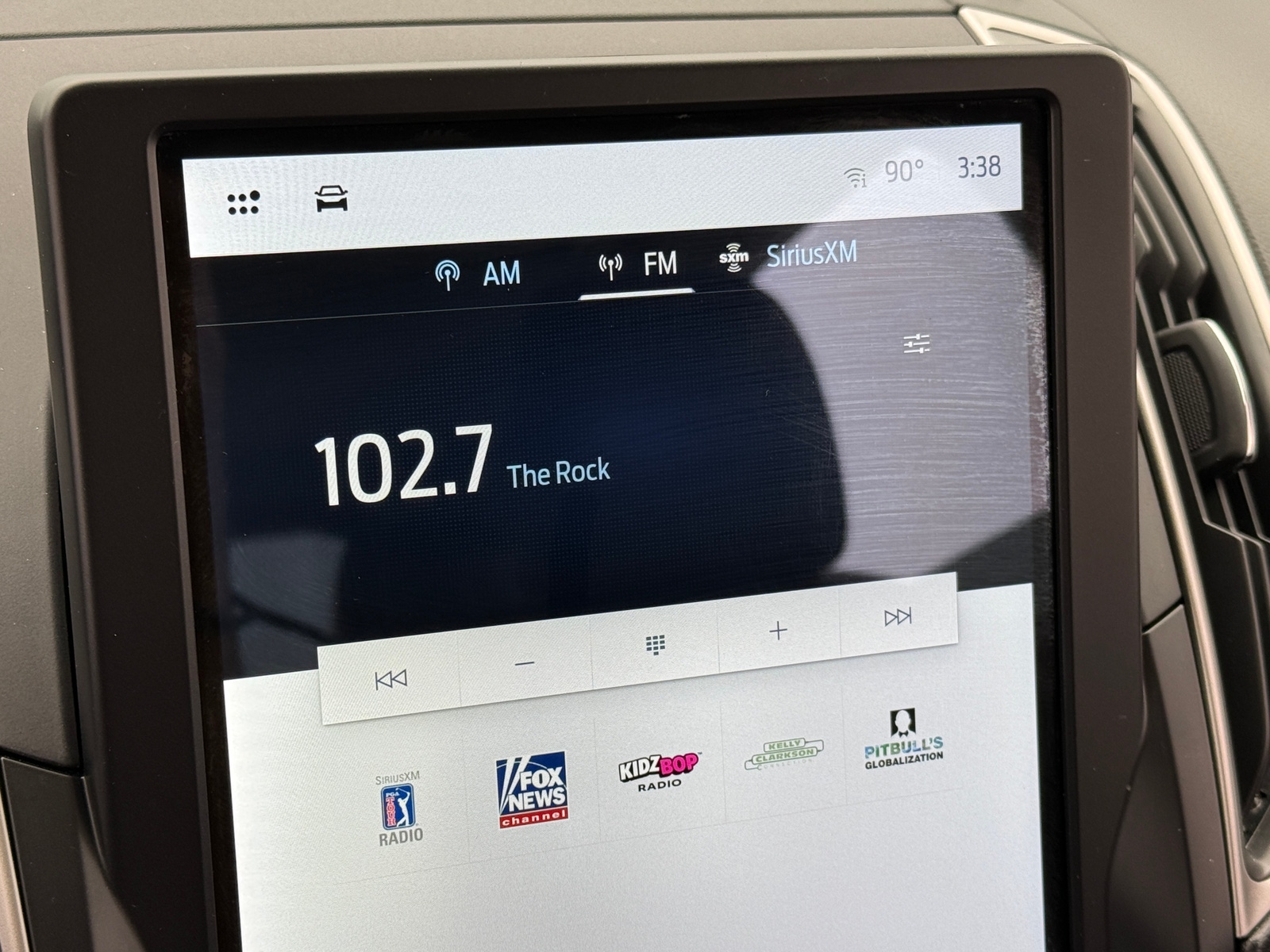 Thumbnail: 2024 Ford Edge - 3