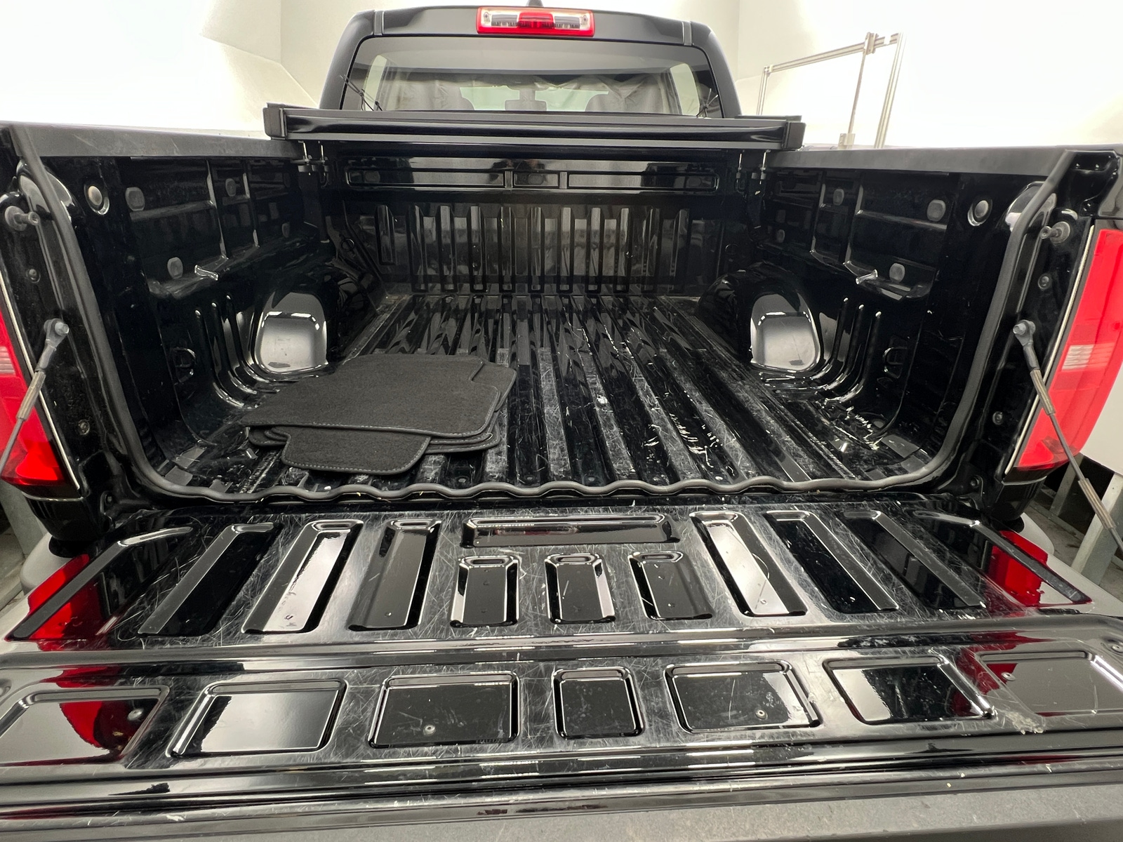 Thumbnail: 2020 Chevrolet Colorado - 7