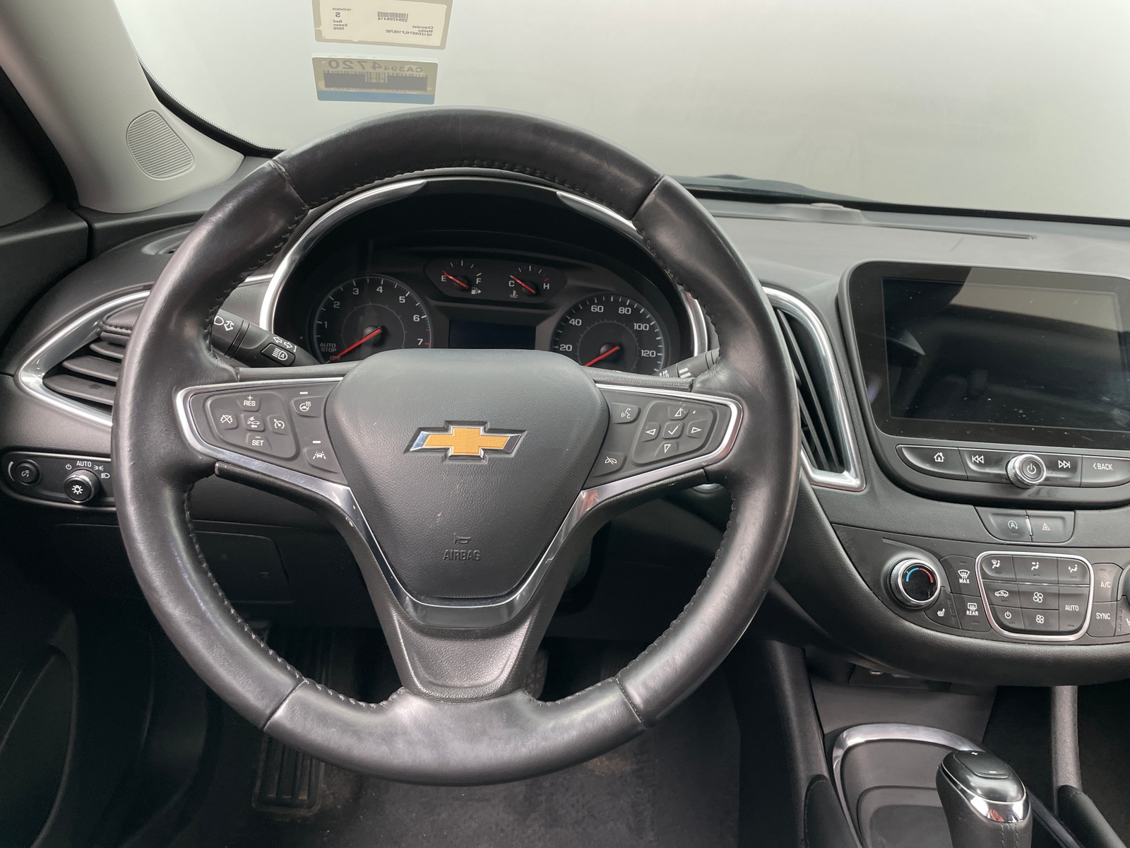 Thumbnail: 2020 Chevrolet Malibu - 4