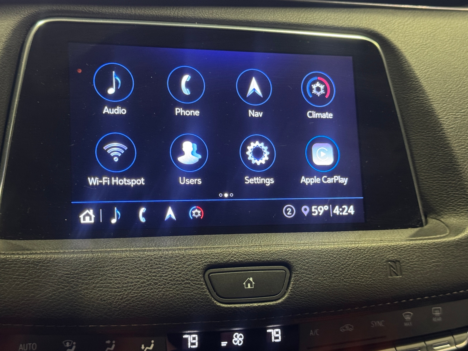 Thumbnail: 2020 Cadillac XT4 - 3