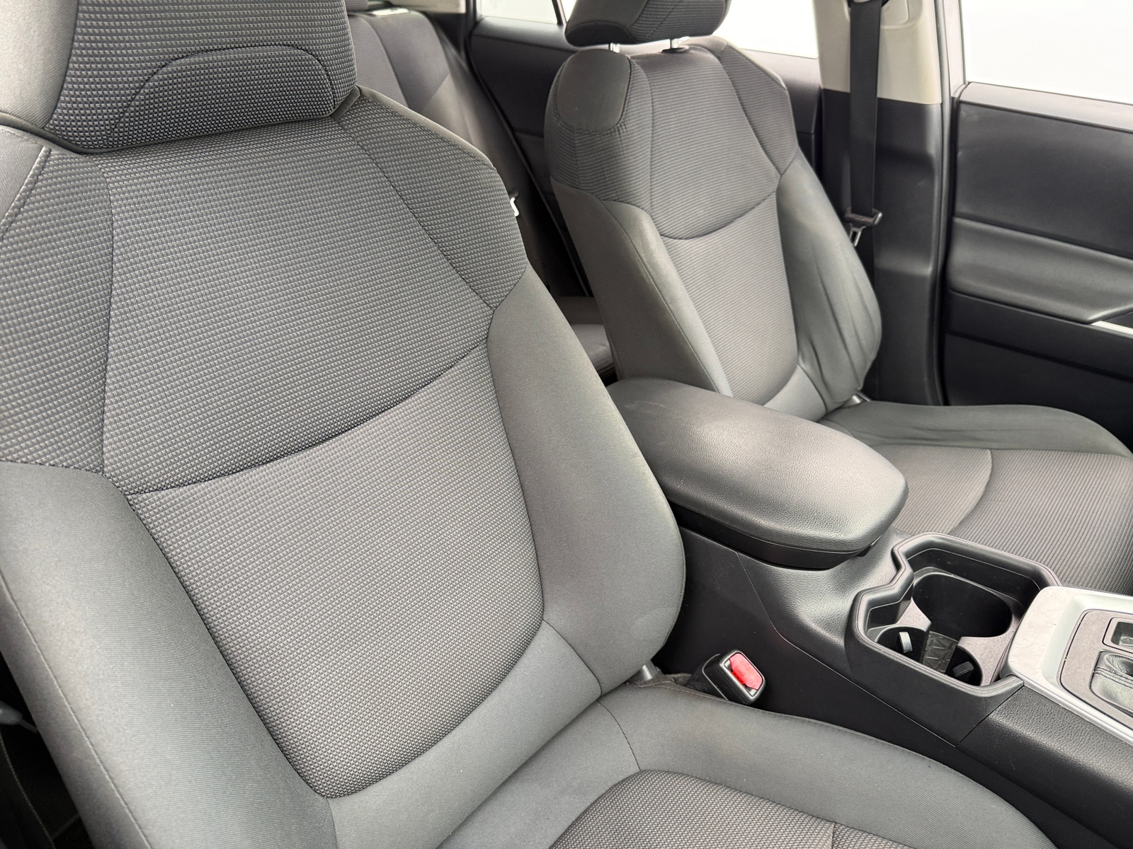 Thumbnail: 2019 Toyota RAV4 - 2