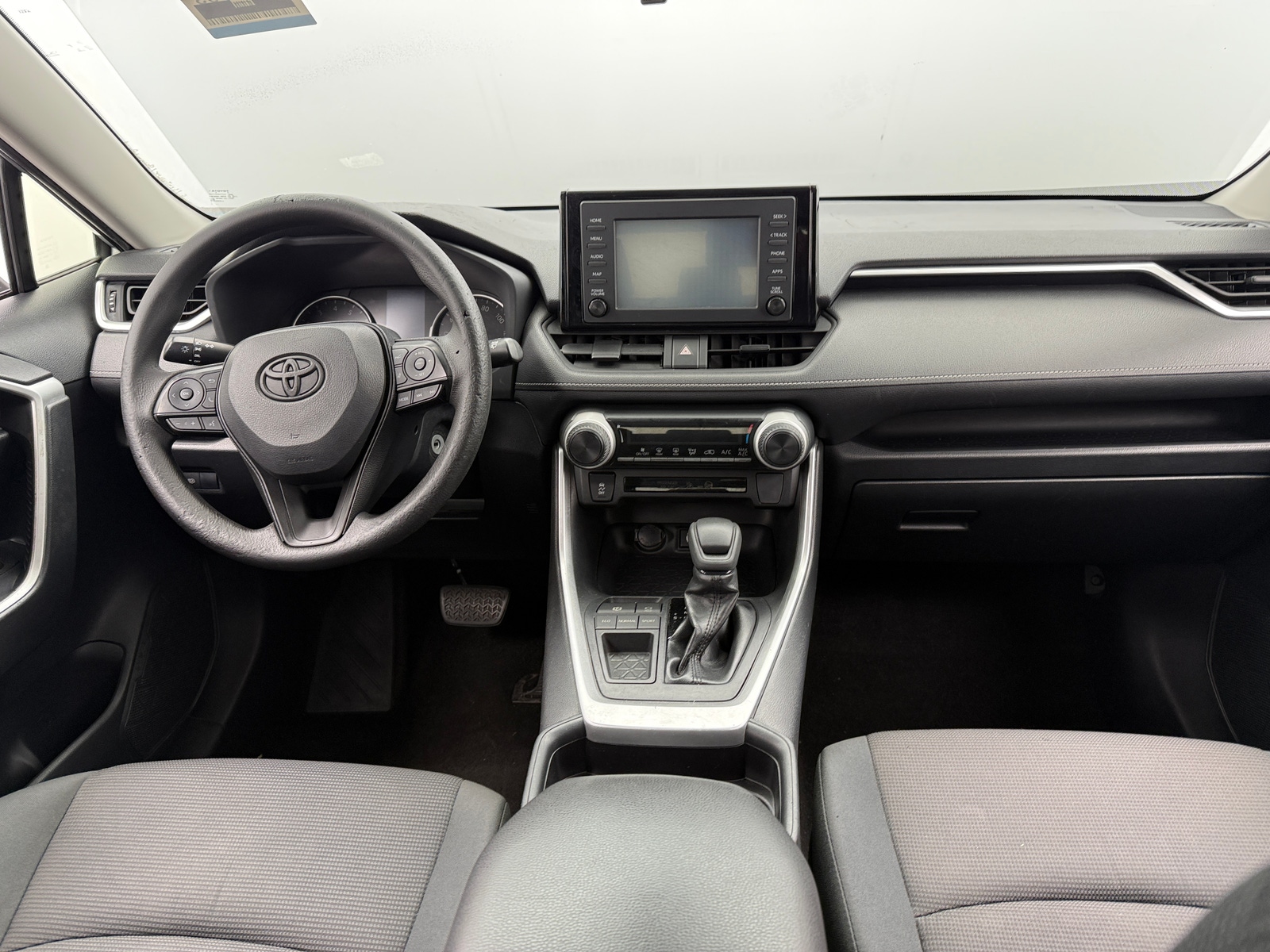 Thumbnail: 2019 Toyota RAV4 - 3