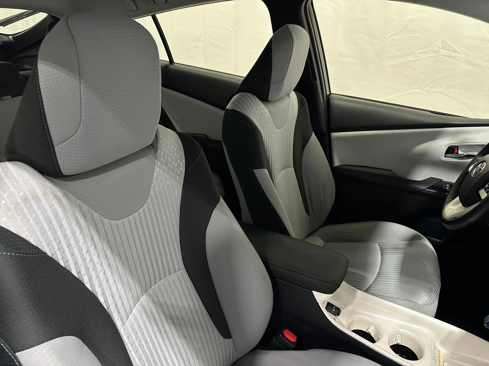 Thumbnail: 2017 Toyota Prius - 2