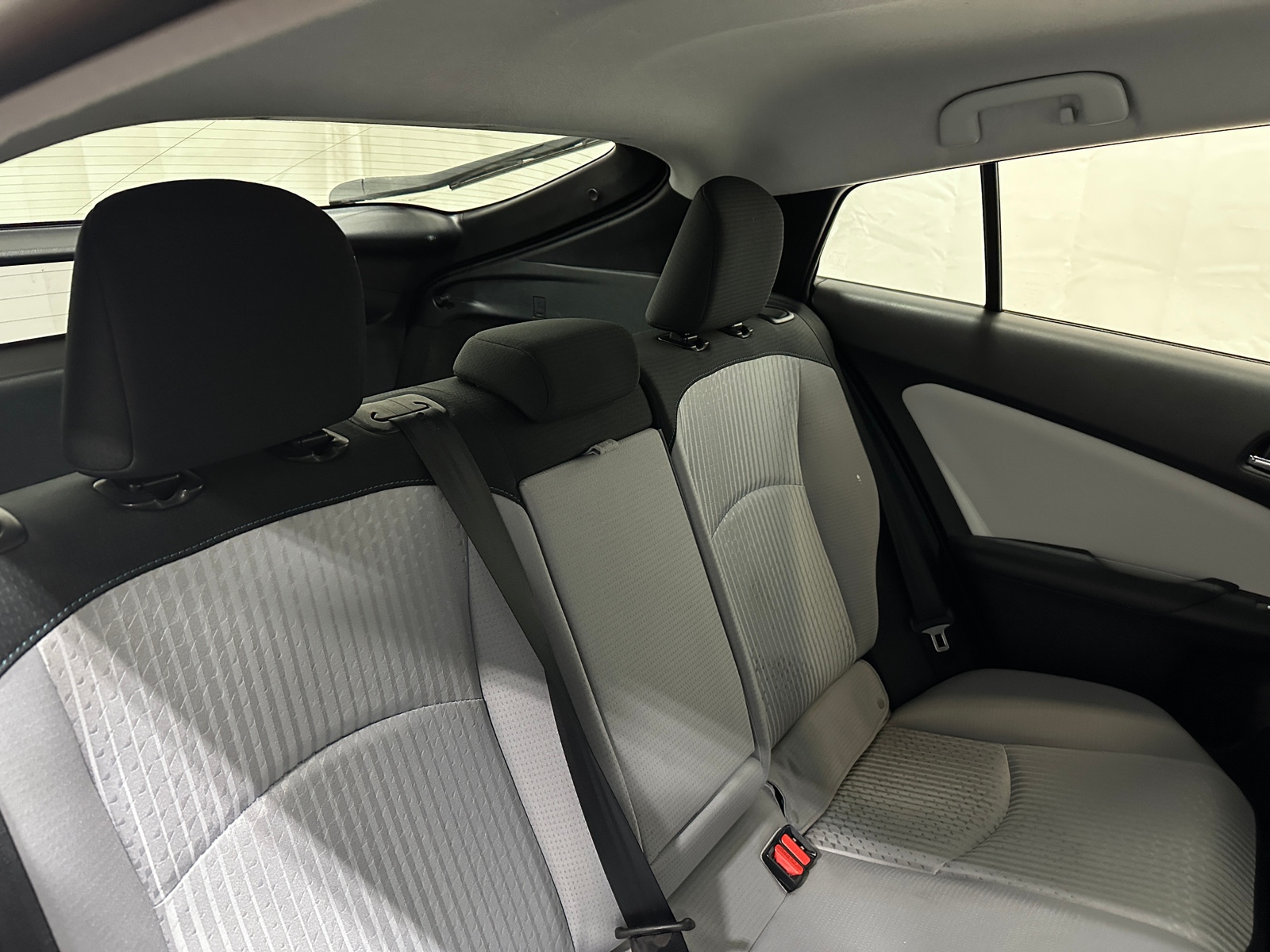 Thumbnail: 2017 Toyota Prius - 6