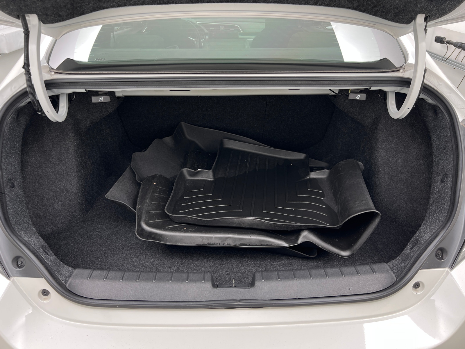 Thumbnail: 2020 Honda Civic - 6