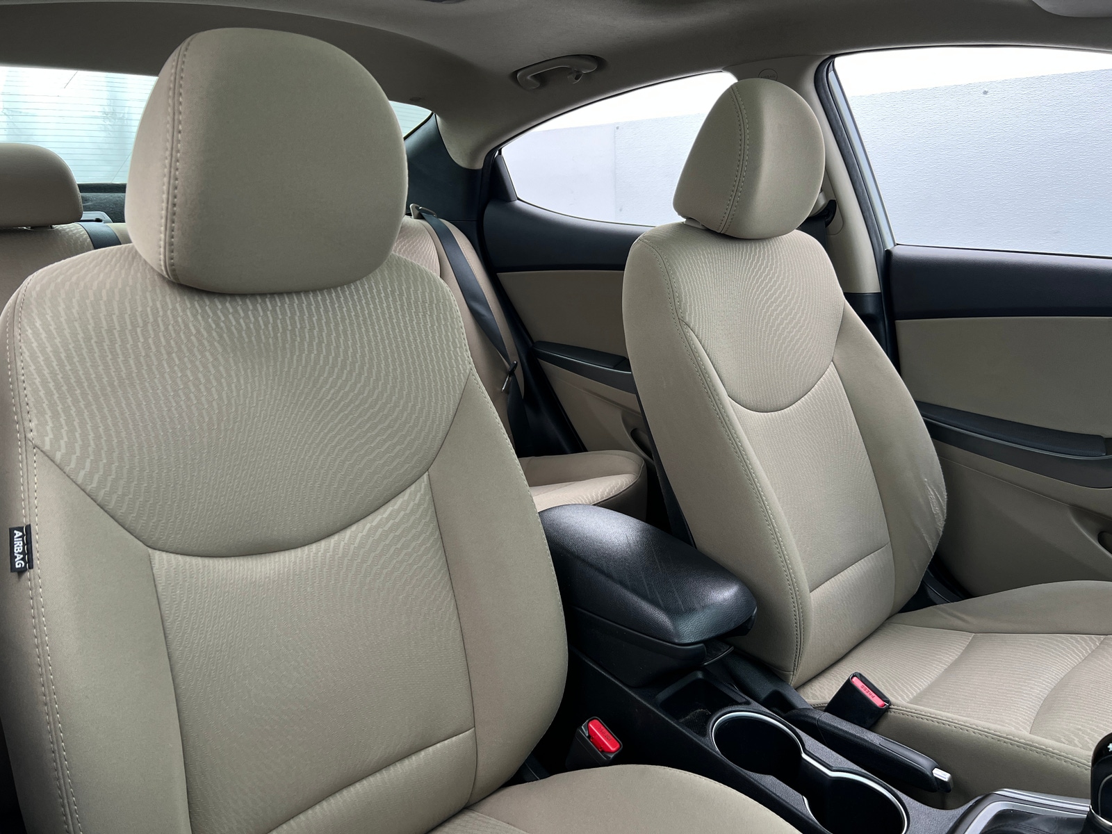 Thumbnail: 2016 Hyundai Elantra - 2