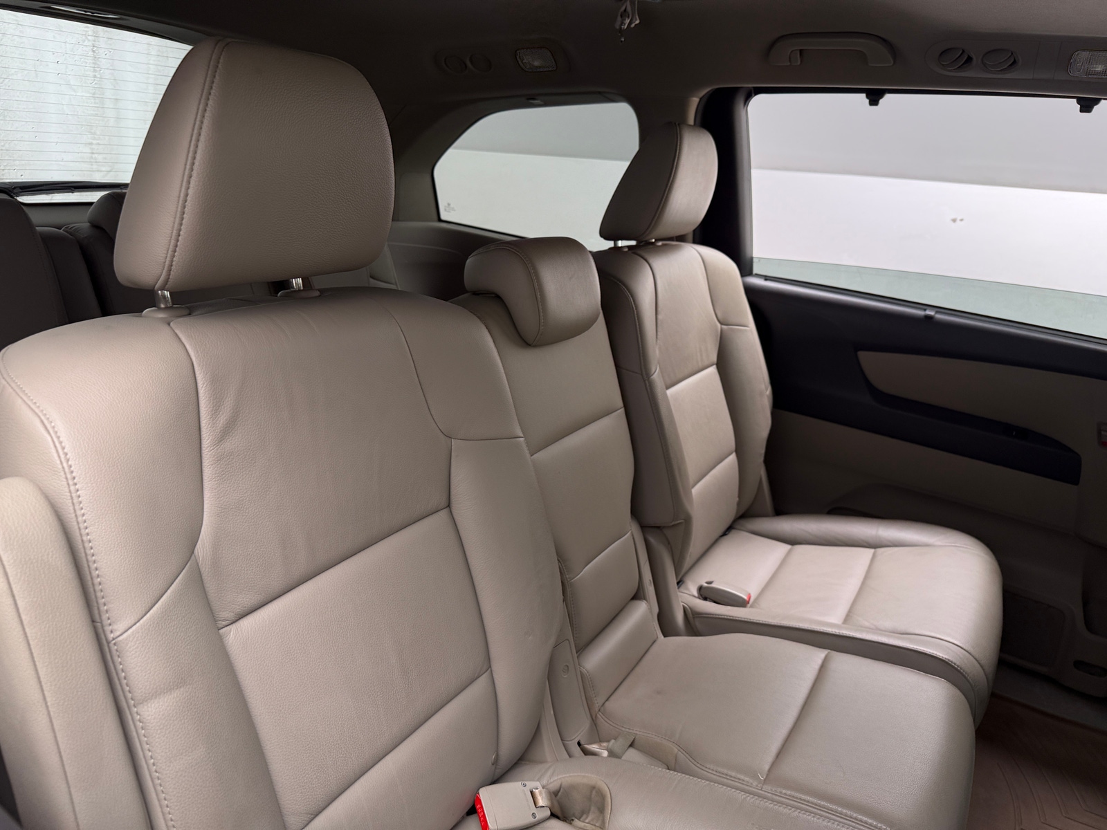 Thumbnail: 2012 Honda Odyssey - 5