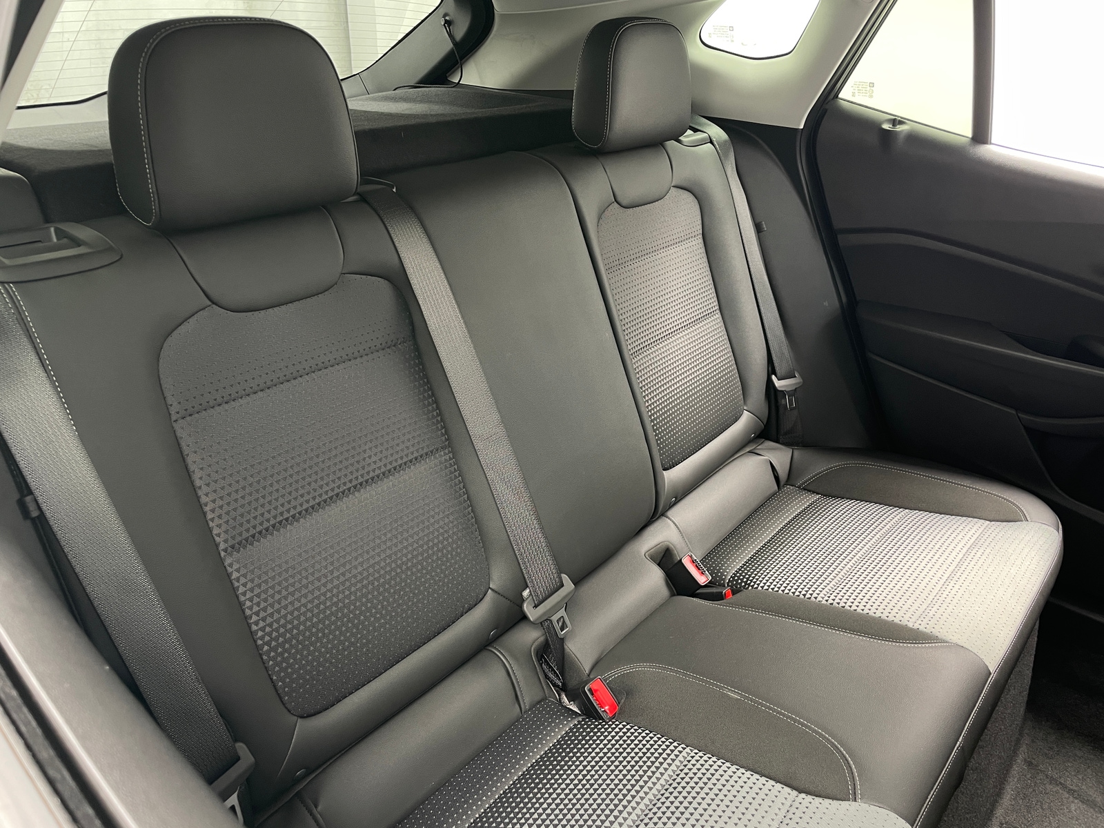 Thumbnail: 2025 Chevrolet Trax - 6