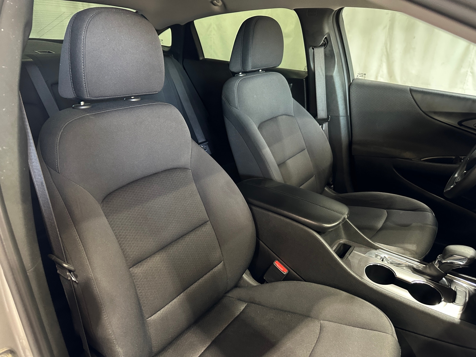 Thumbnail: 2022 Chevrolet Malibu - 2