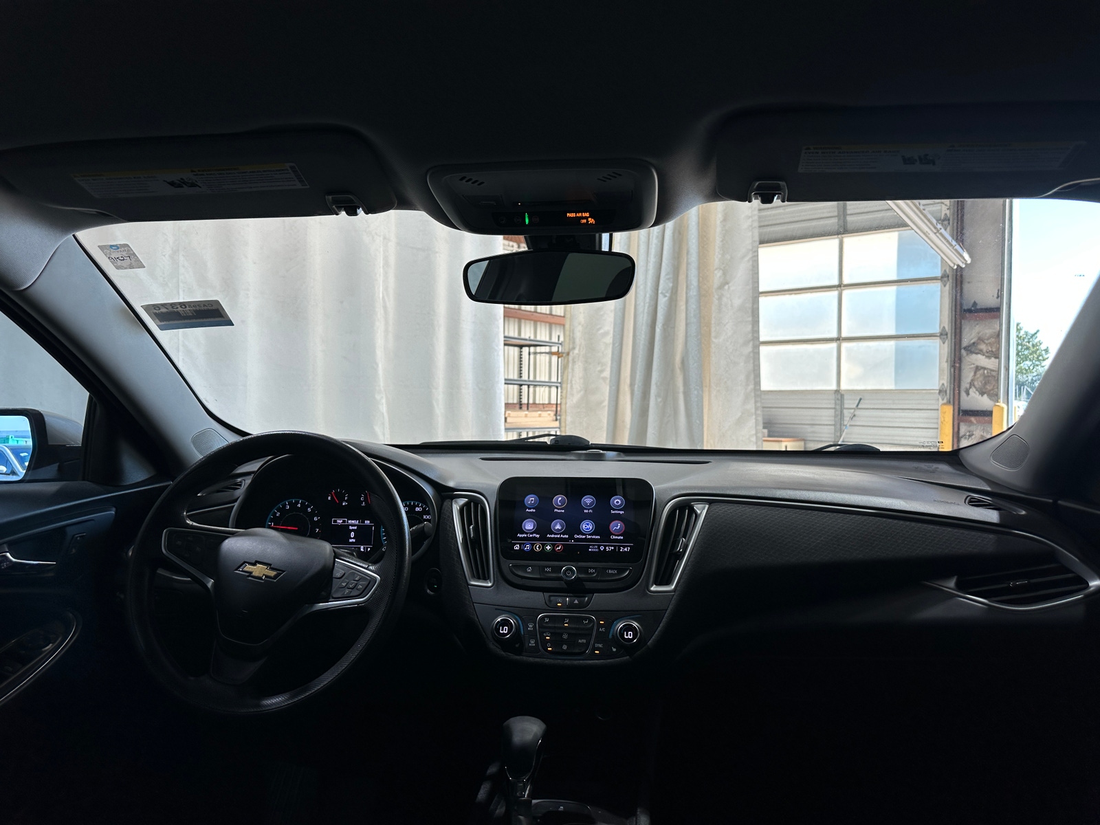 Thumbnail: 2022 Chevrolet Malibu - 3