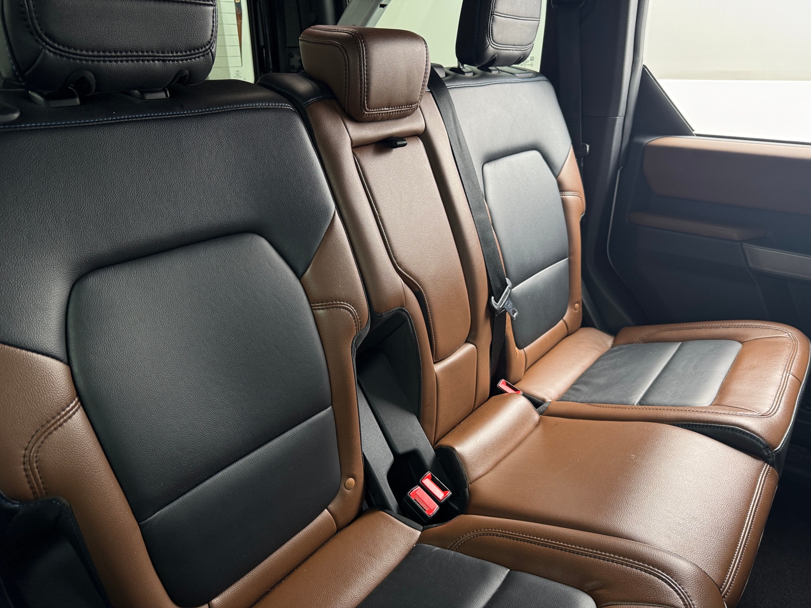 Thumbnail: 2022 Ford Bronco - 5