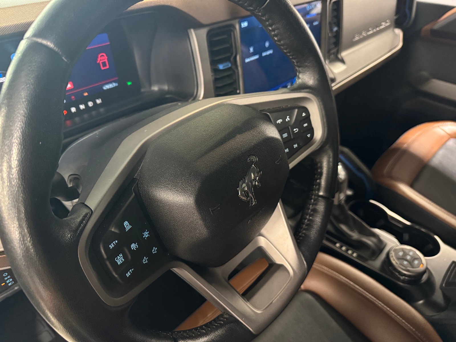 Thumbnail: 2022 Ford Bronco - 4