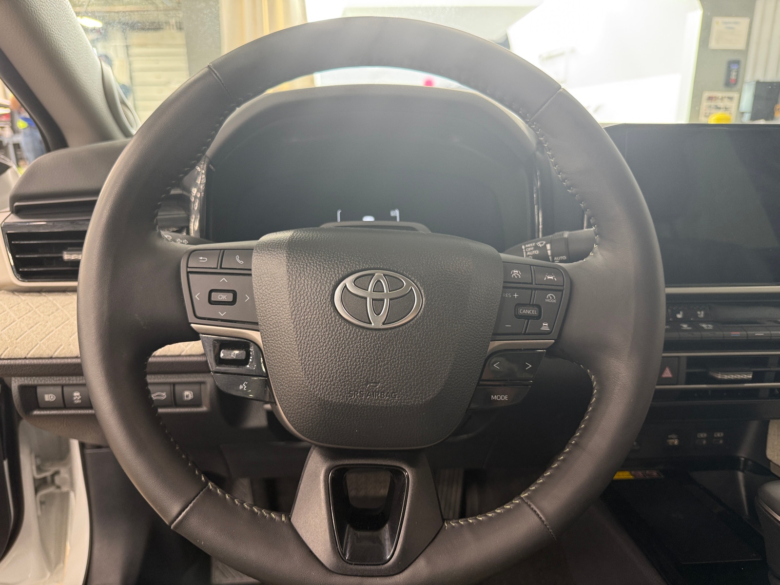 Thumbnail: 2025 Toyota Camry - 4