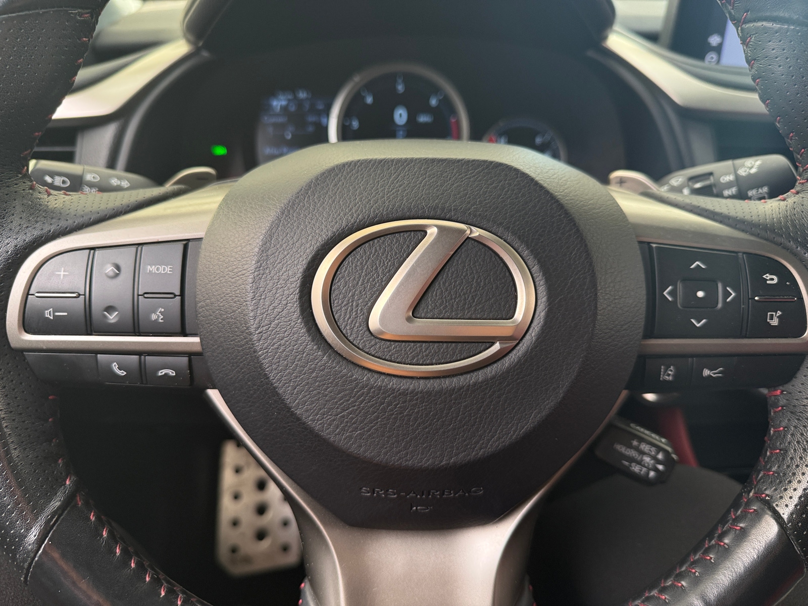 Thumbnail: 2020 Lexus RX - 4