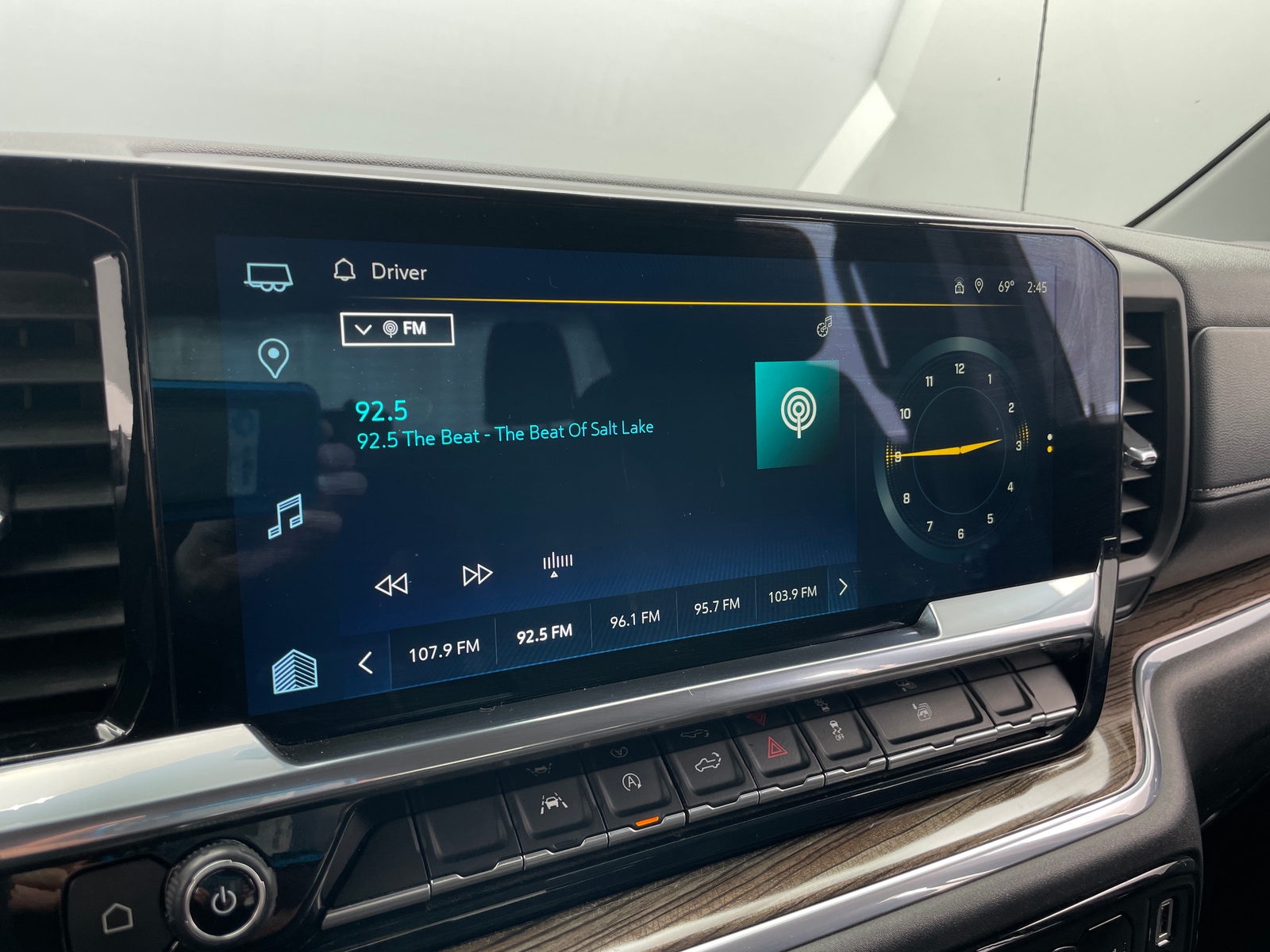 Thumbnail: 2024 Chevrolet Silverado 1500 - 4