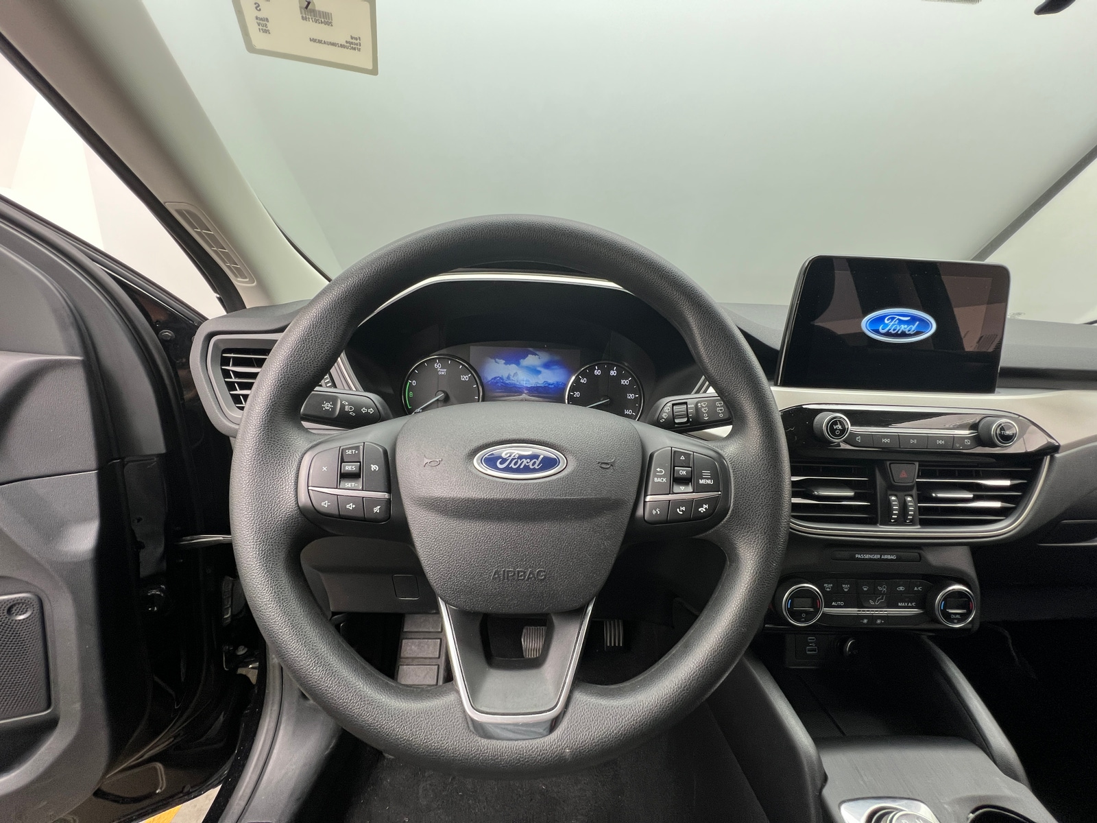 Thumbnail: 2021 Ford Escape - 5