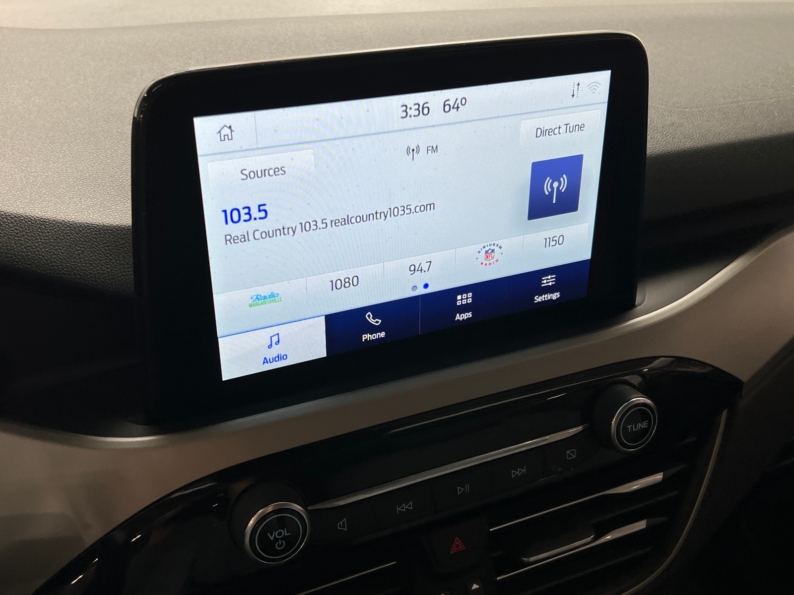 Thumbnail: 2021 Ford Escape - 4