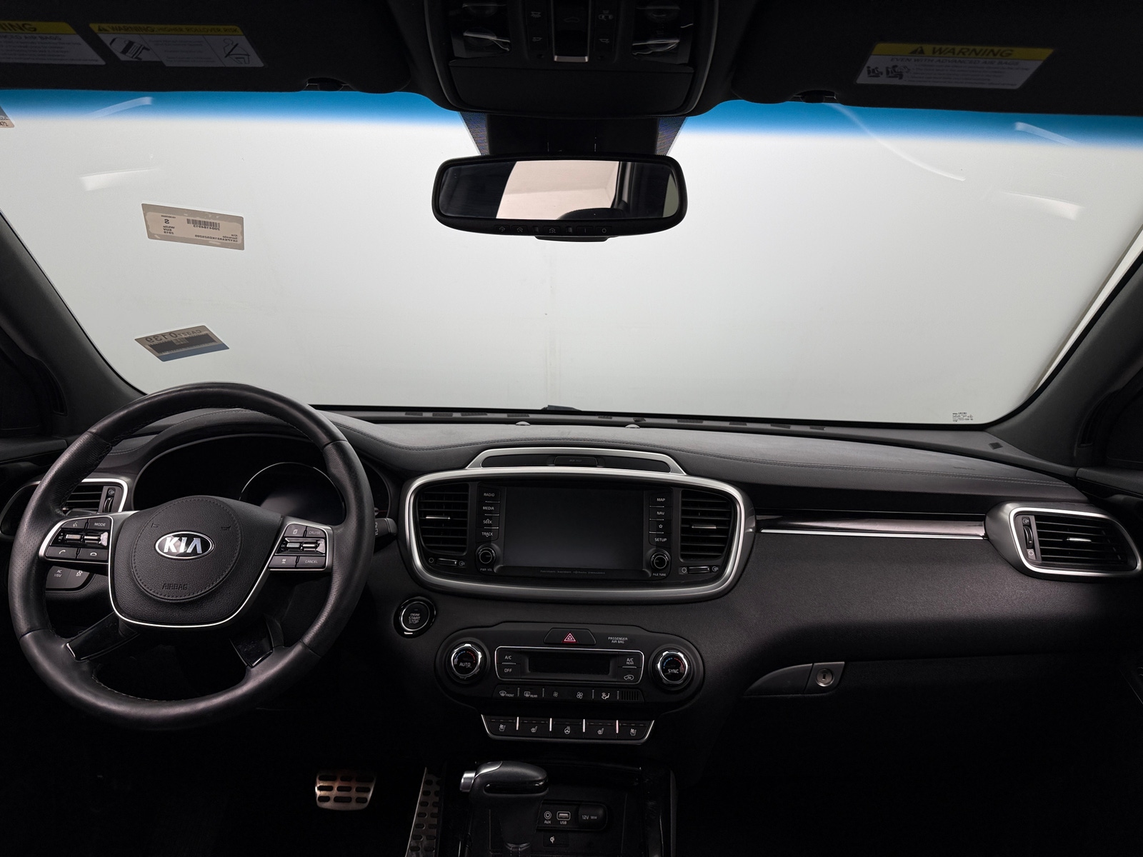 Thumbnail: 2019 Kia Sorento - 2