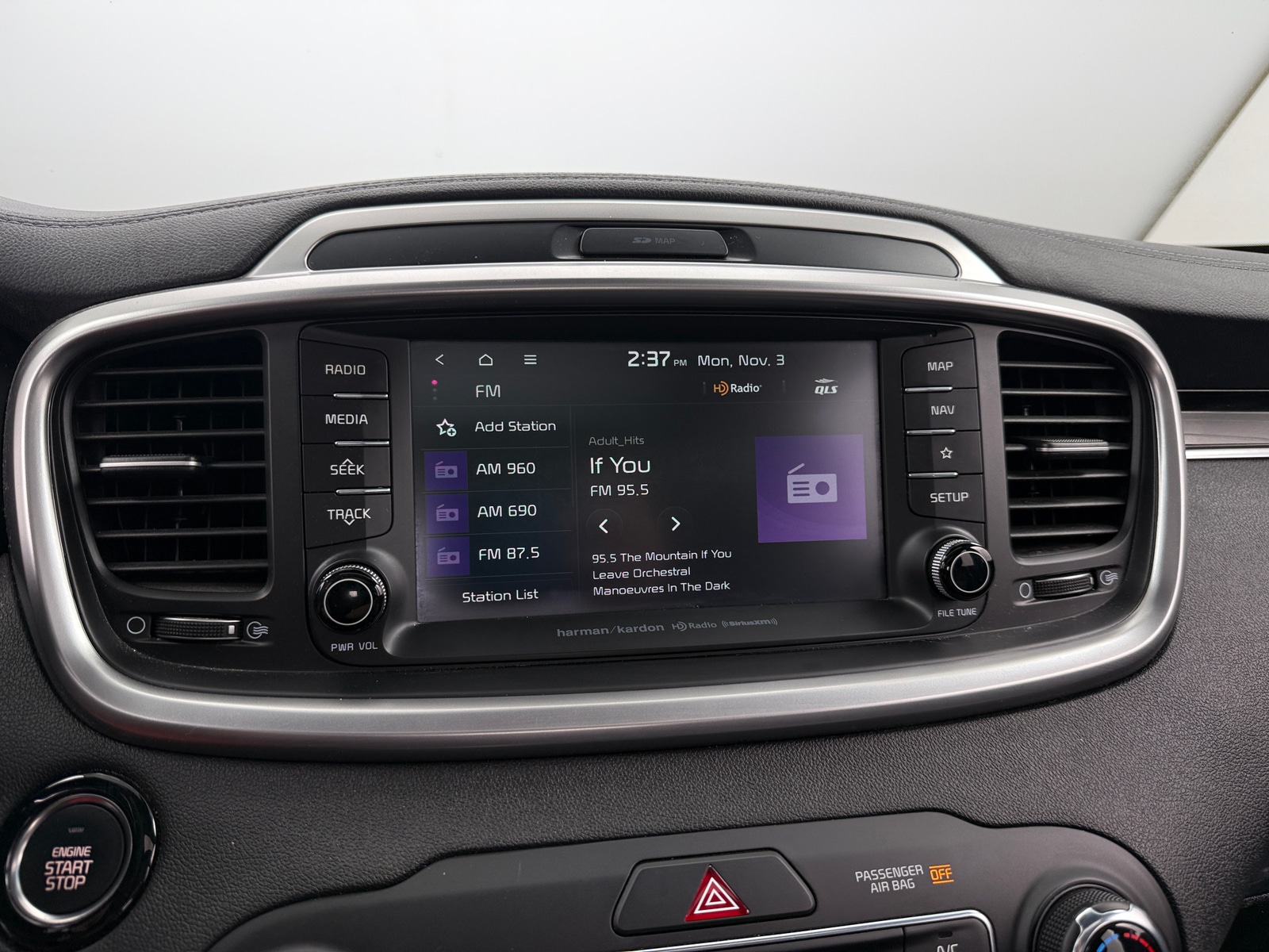 Thumbnail: 2019 Kia Sorento - 3