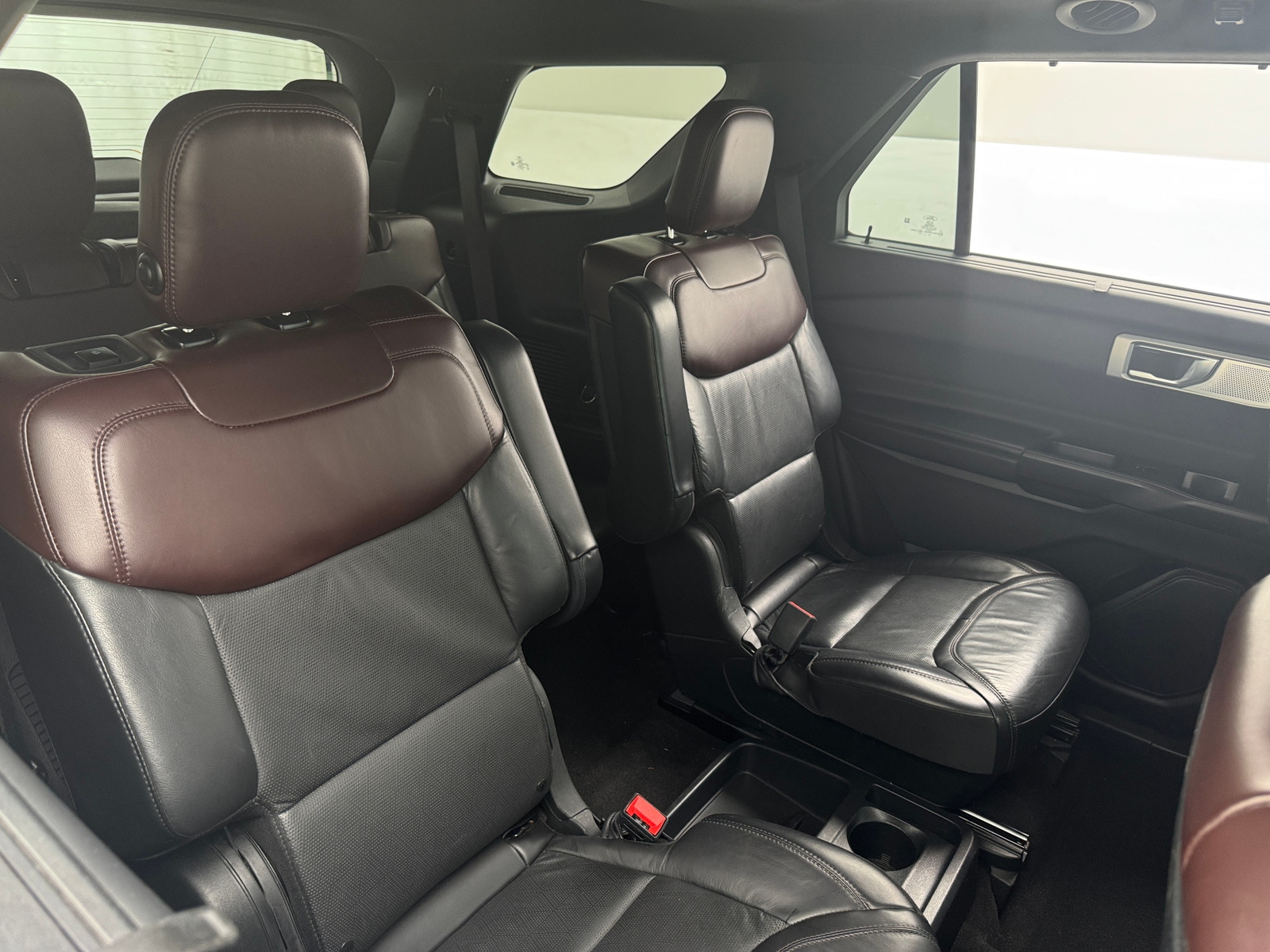 Thumbnail: 2020 Ford Explorer - 5