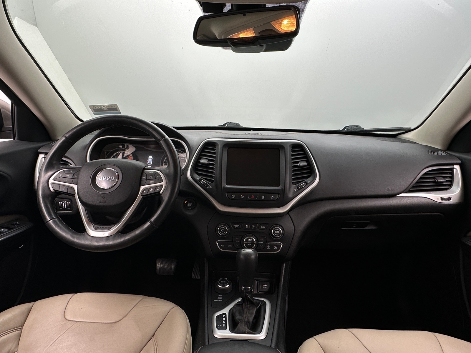 Thumbnail: 2017 Jeep Cherokee - 2