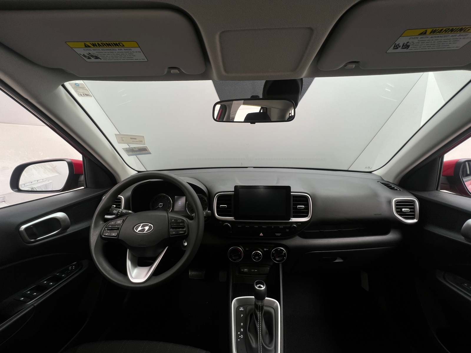 Thumbnail: 2022 Hyundai Venue - 3