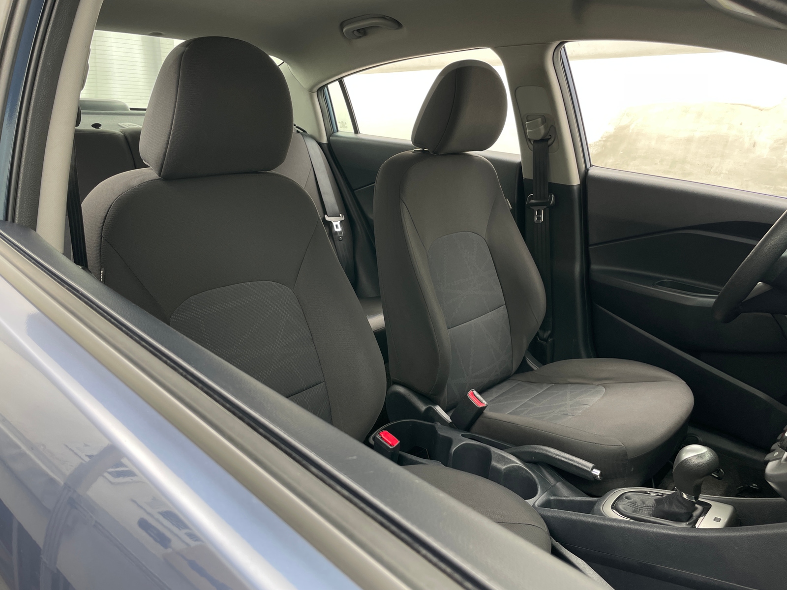 Thumbnail: 2016 Kia Rio - 2