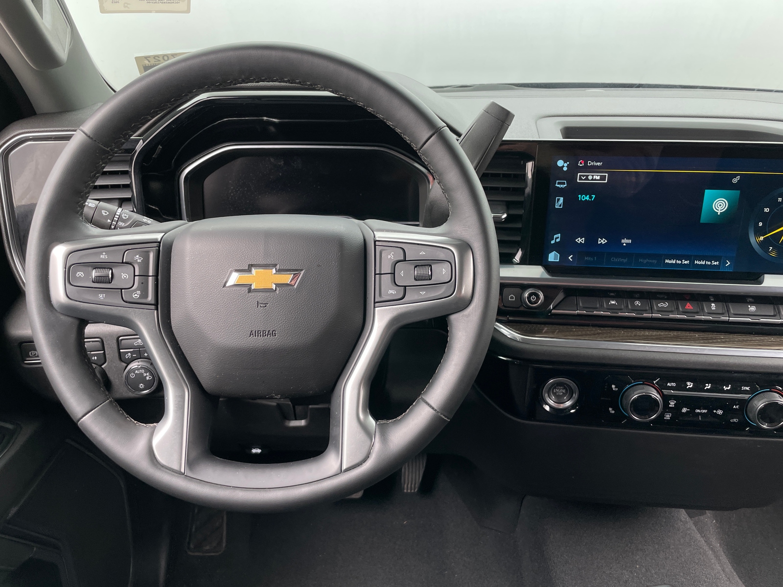 Thumbnail: 2023 Chevrolet Silverado 1500 - 5