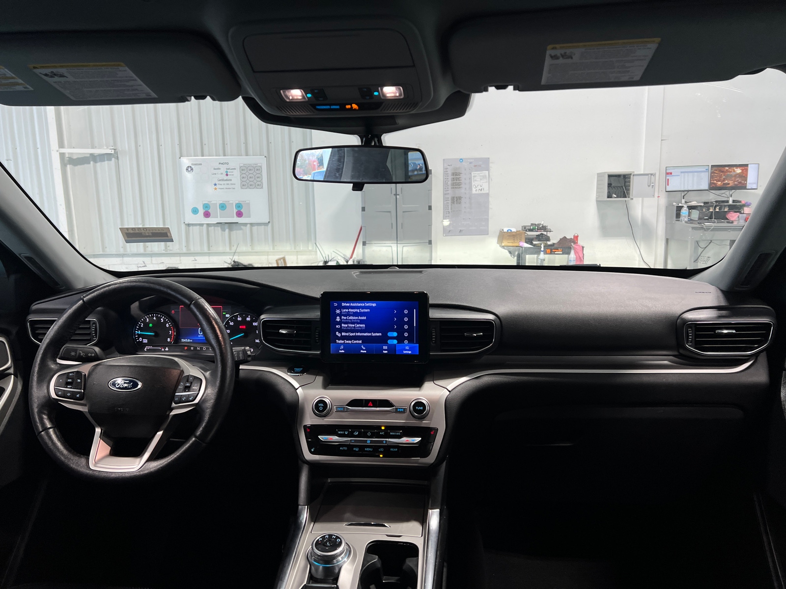 Thumbnail: 2022 Ford Explorer - 3