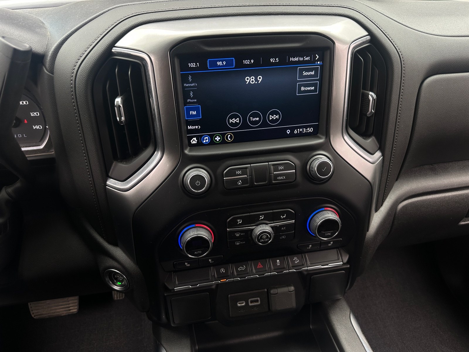 Thumbnail: 2022 Chevrolet Silverado 1500 - 4