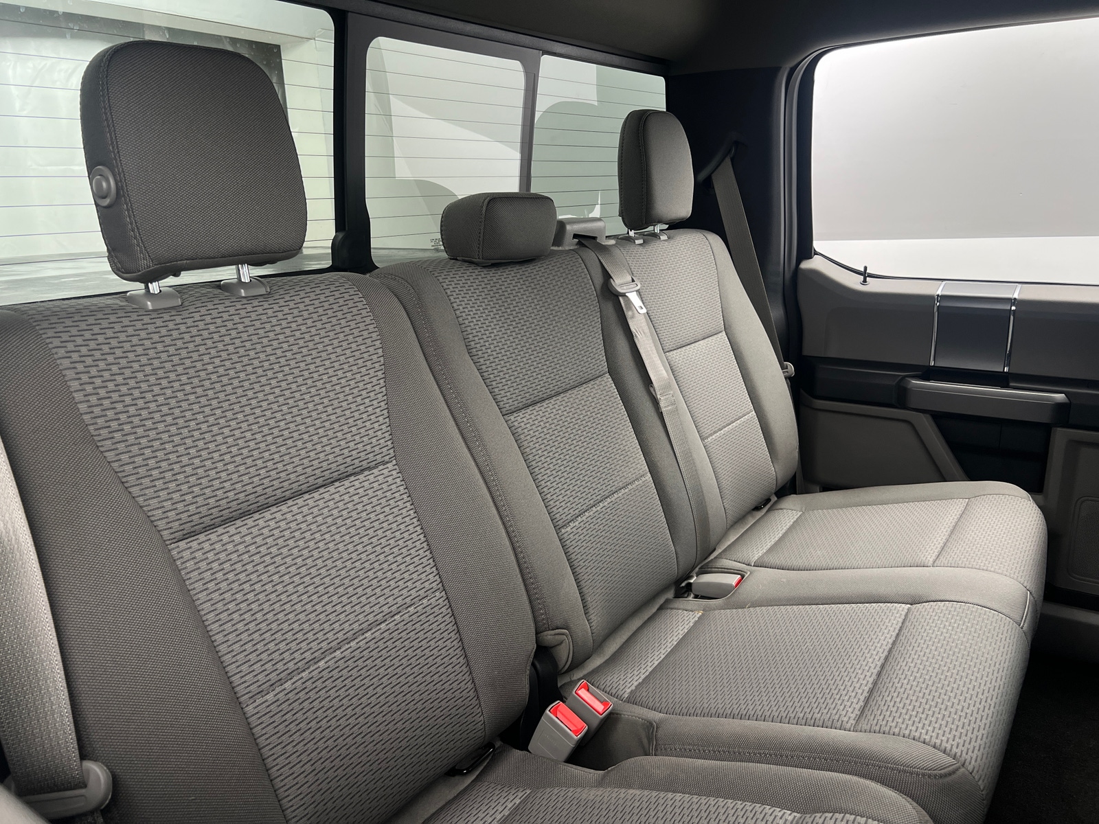 Thumbnail: 2019 Ford Econoline - 6