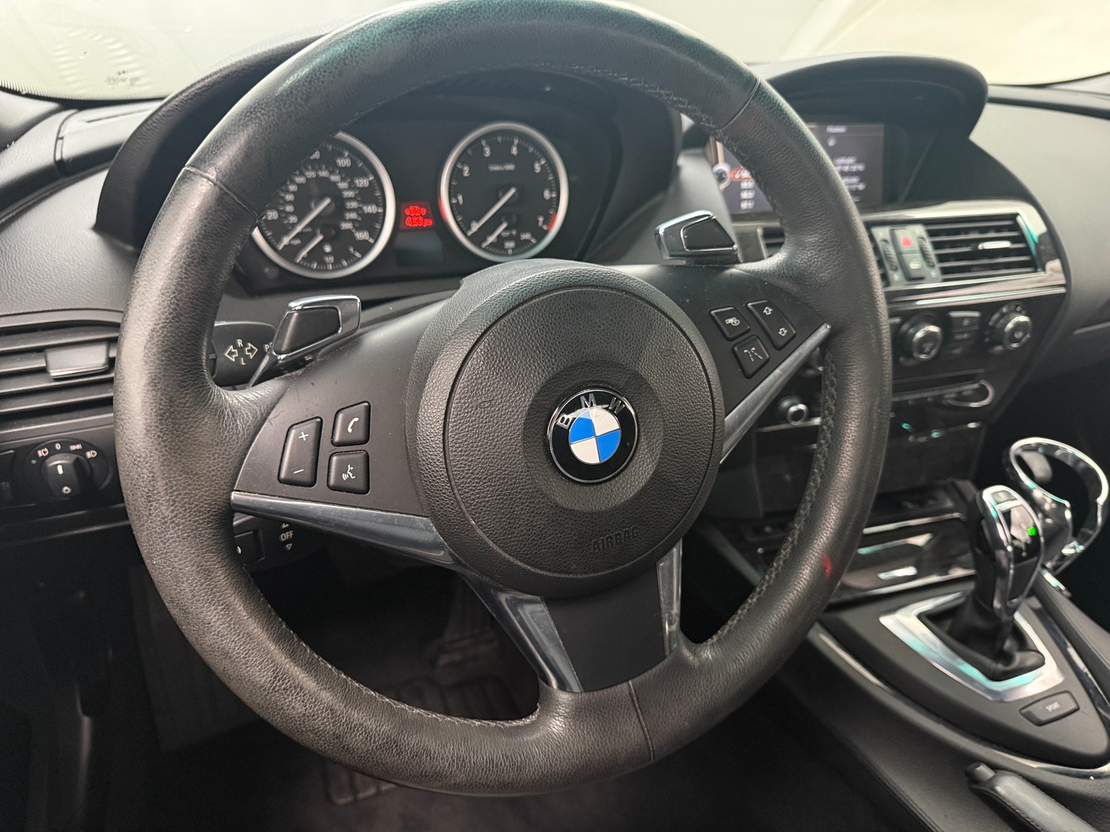 Thumbnail: 2010 BMW 6 Series - 4