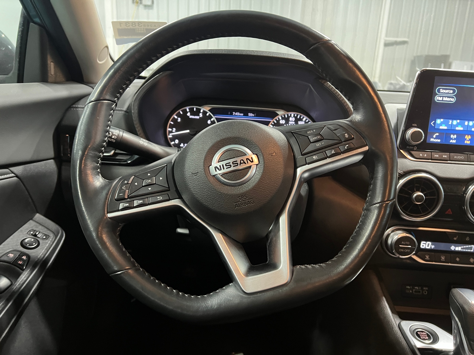 Thumbnail: 2022 Nissan Sentra - 5