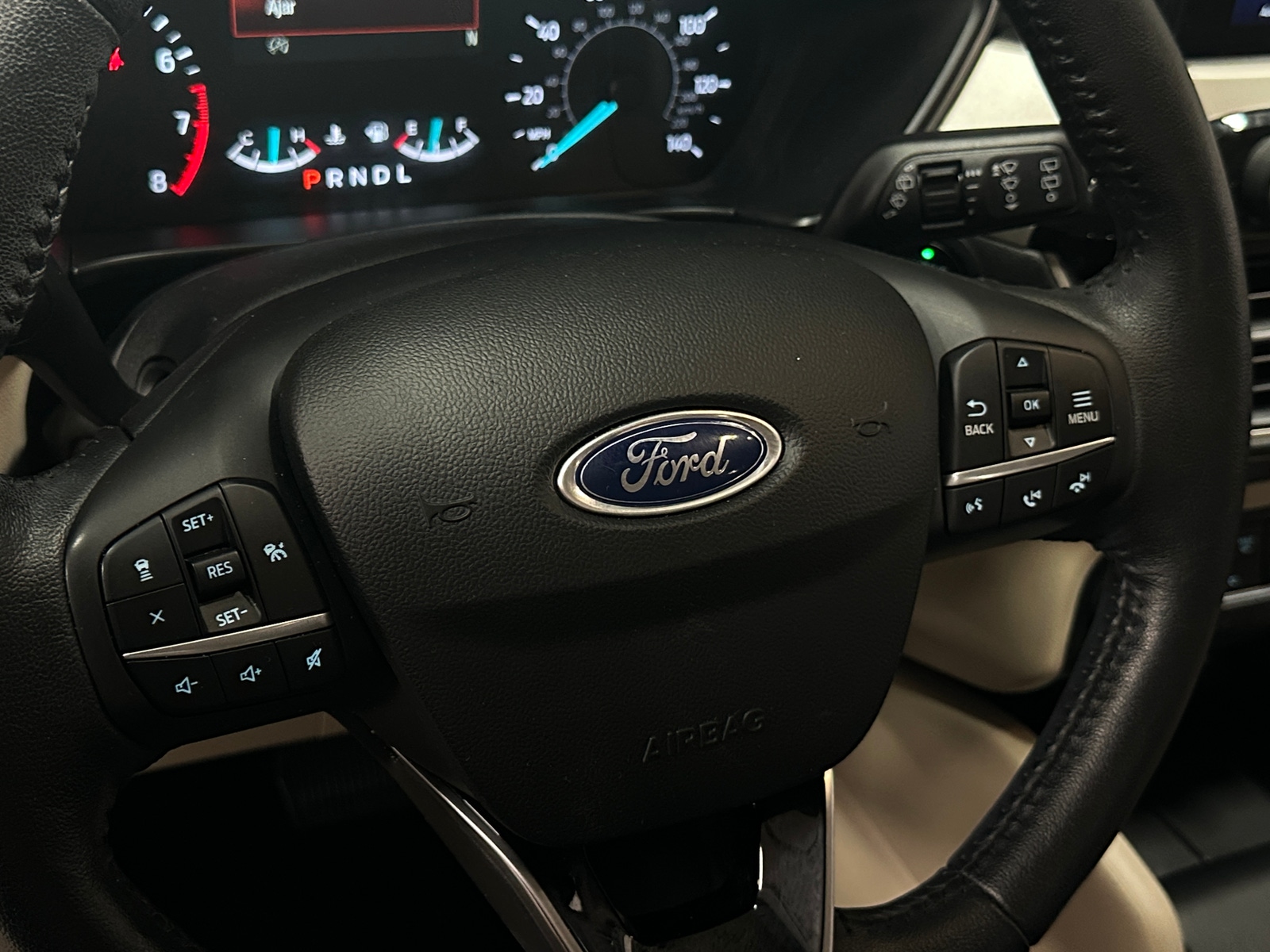 Thumbnail: 2020 Ford Escape - 4