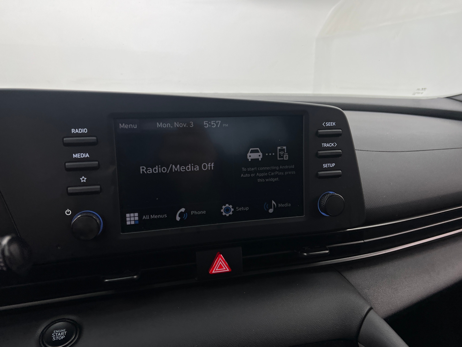 Thumbnail: 2025 Hyundai Elantra - 4