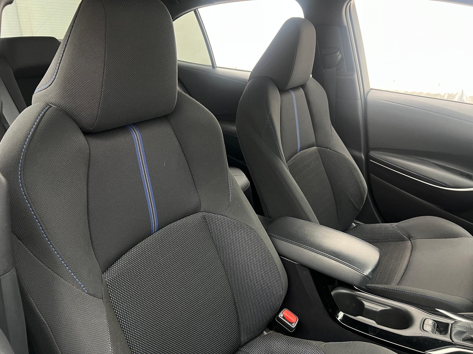 Thumbnail: 2022 Toyota Corolla - 2