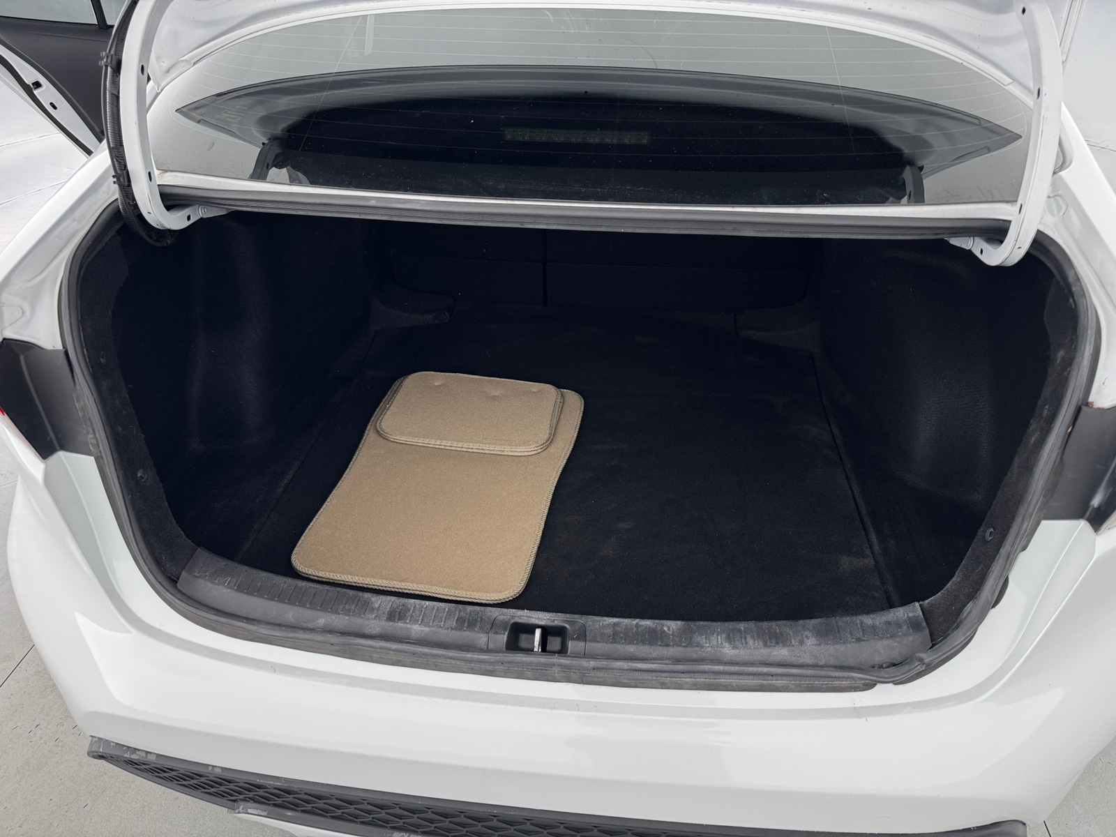 Thumbnail: 2022 Toyota Corolla - 7