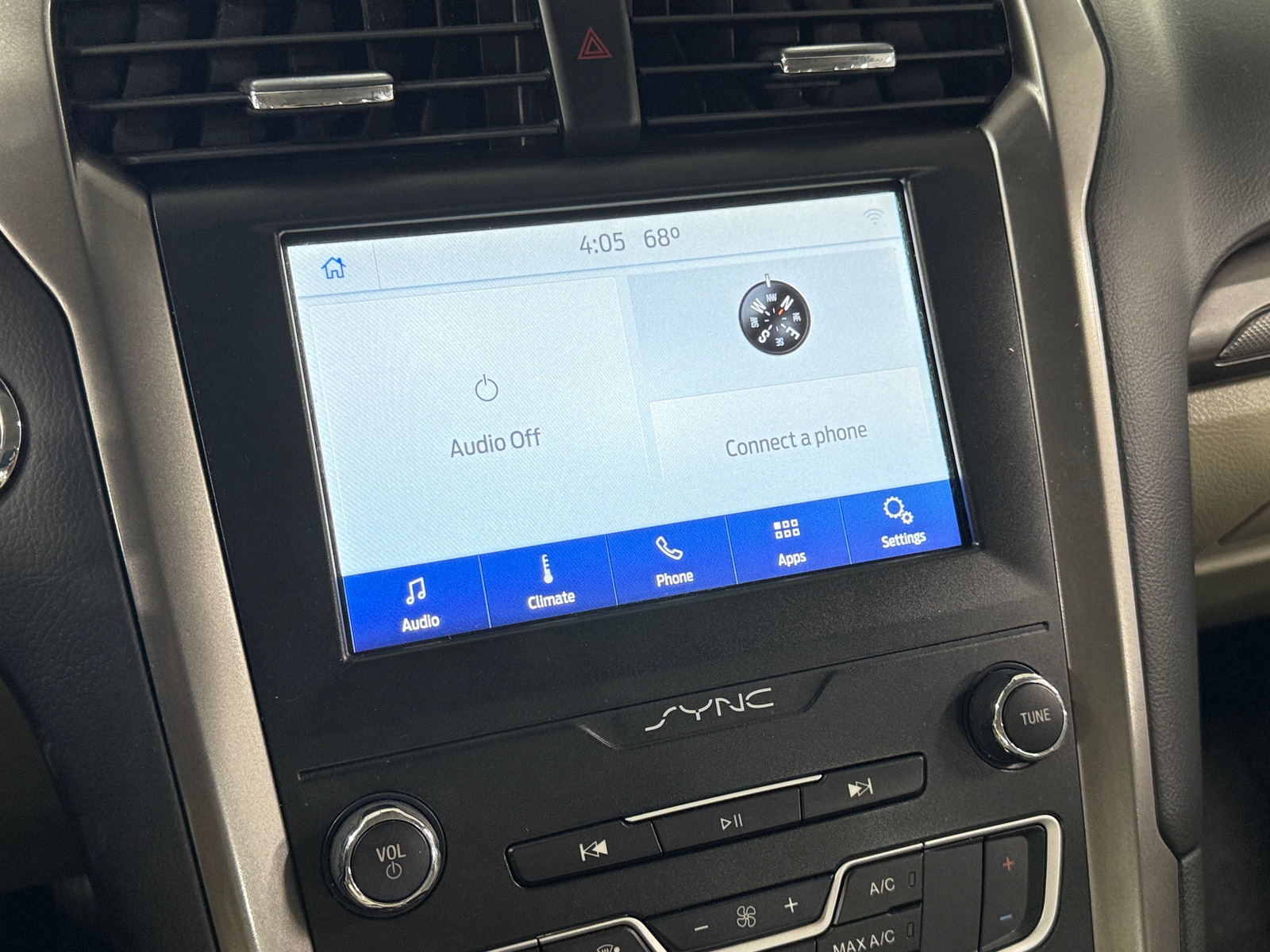 Thumbnail: 2019 Ford Fusion - 4