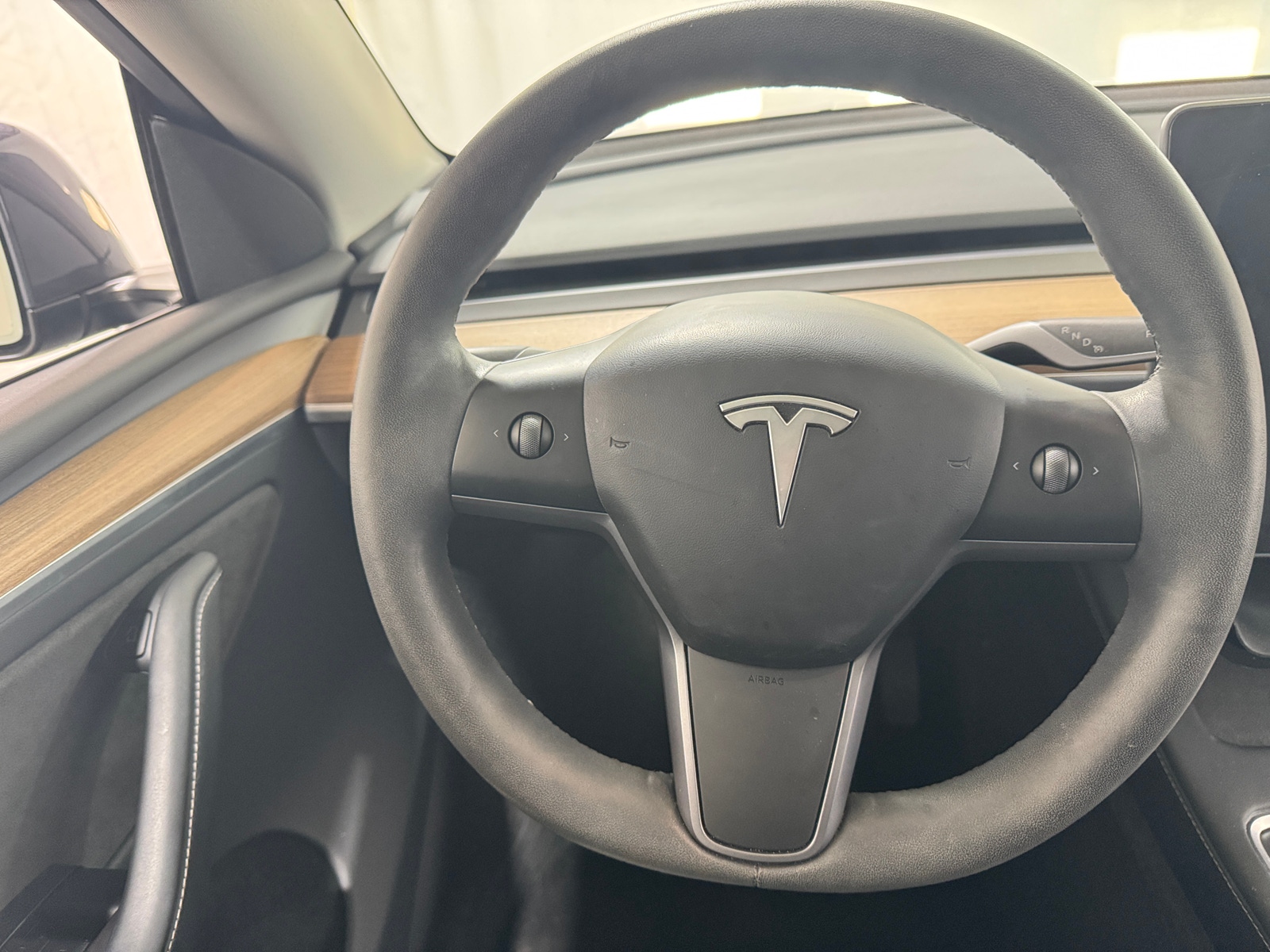 Thumbnail: 2023 Tesla Model Y - 4