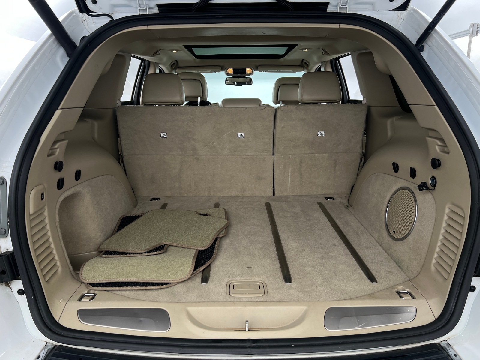 Thumbnail: 2016 Jeep Grand Cherokee - 6