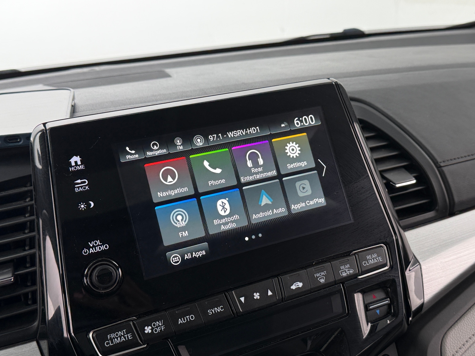 Thumbnail: 2018 Honda Odyssey - 3